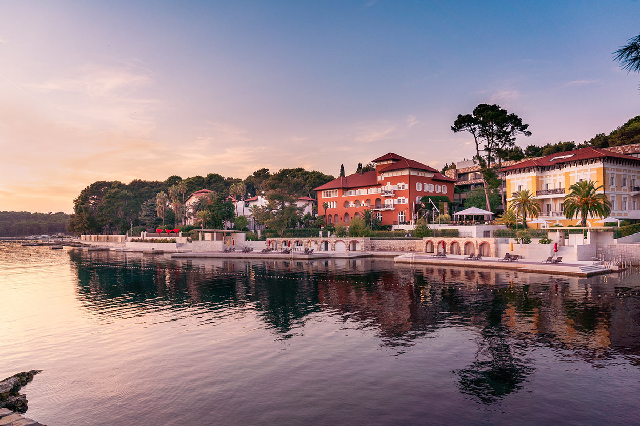 Lošinj is among top 10 best Croatian honeymoon destinatins